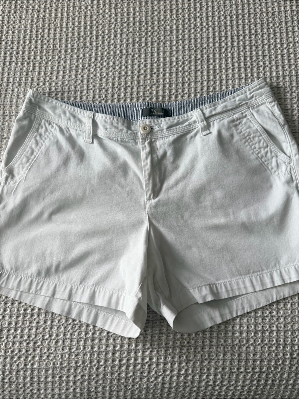 Natural Reflections White Cotton Chino Shorts
